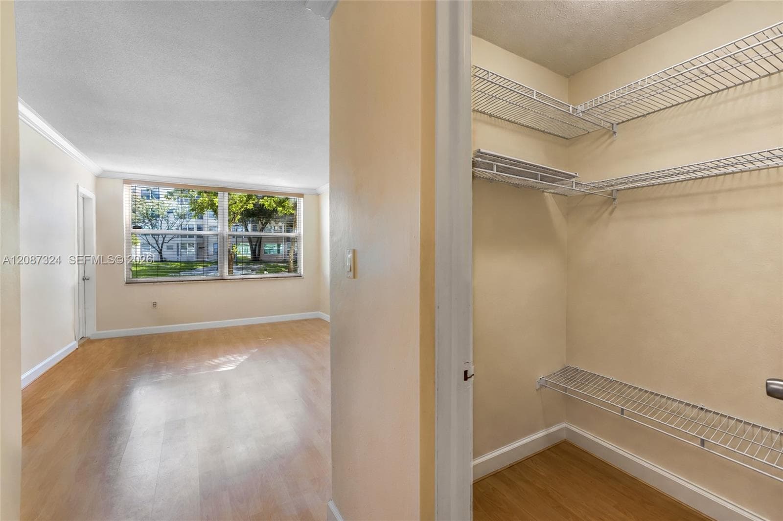 Rolling Green Condo · #D107 in Miami - Photo 4