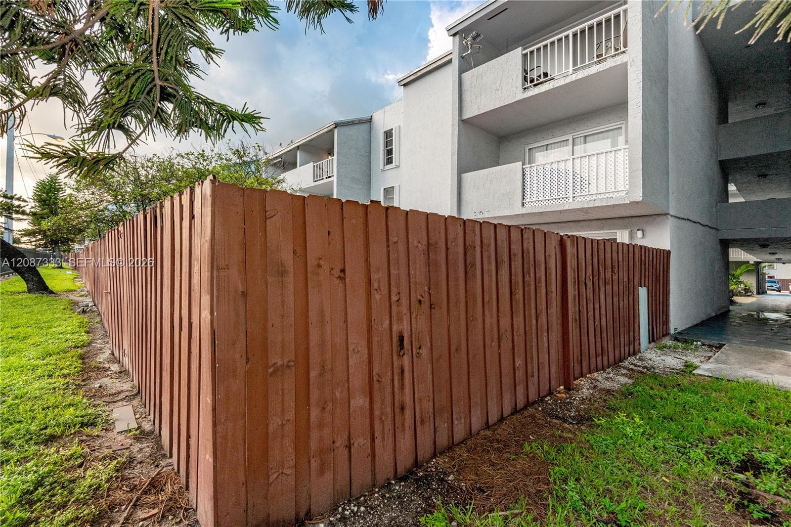 LOS SUENOS CONDO · #F126 in Hialeah - Photo 3