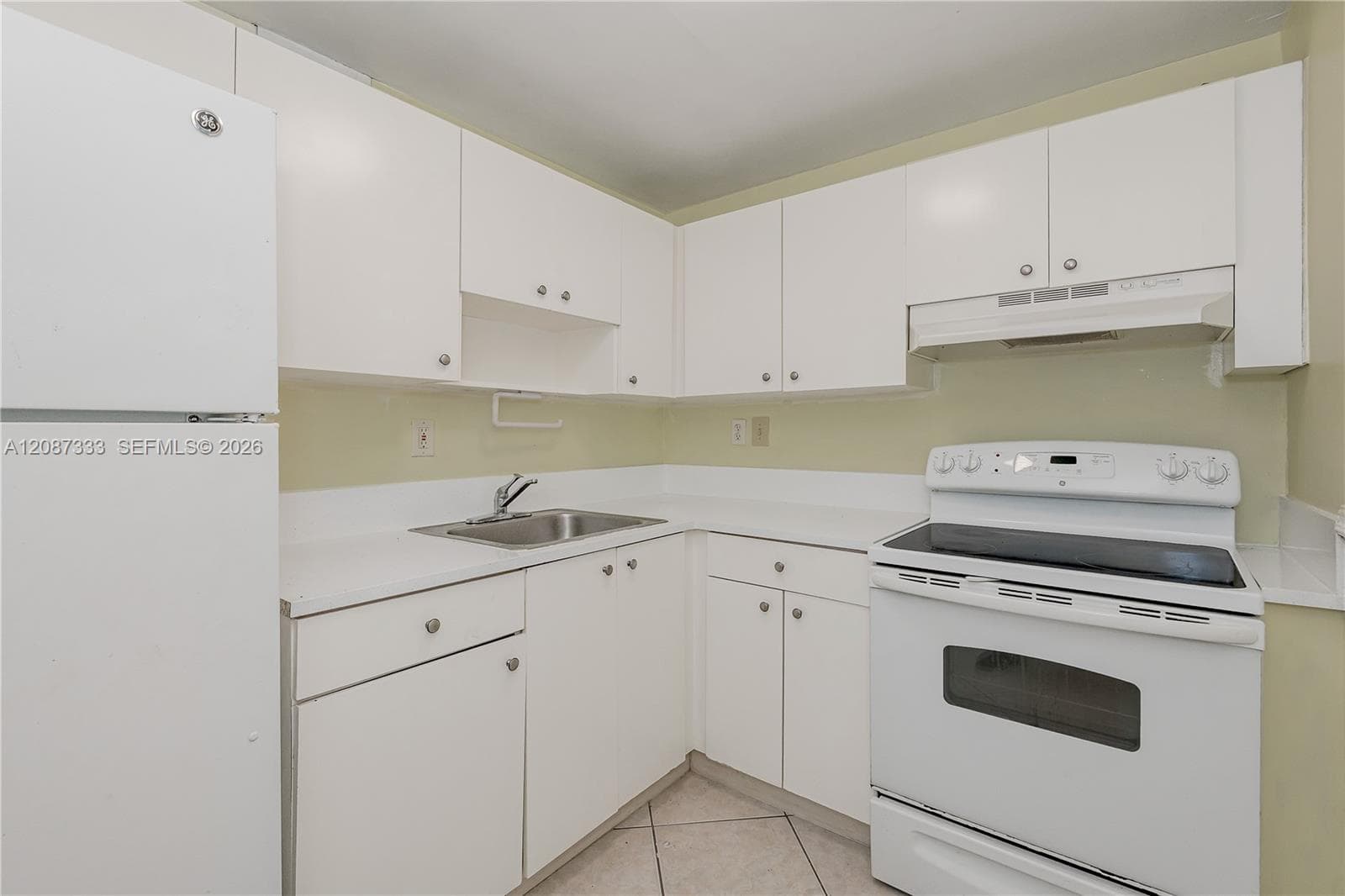 LOS SUENOS CONDO · #F126 in Hialeah - Photo 14