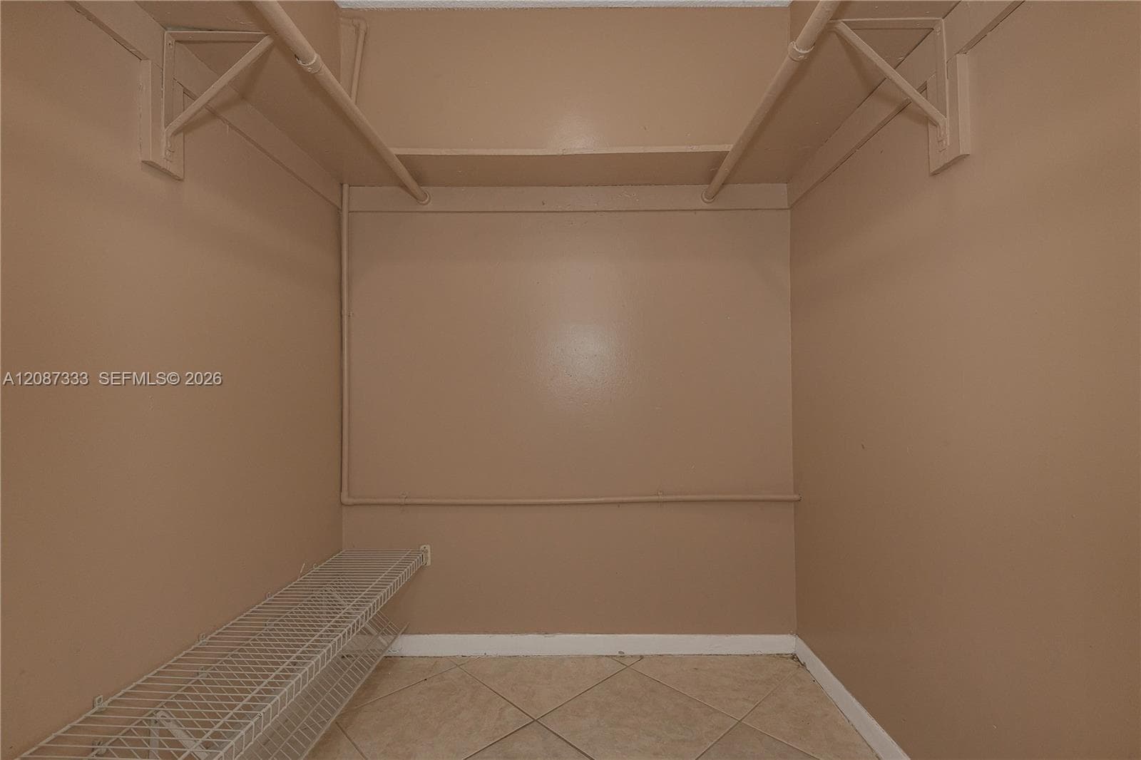 LOS SUENOS CONDO · #F126 in Hialeah - Photo 21