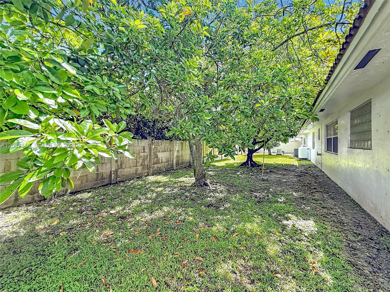 7790 SW 91st Ave photo 18