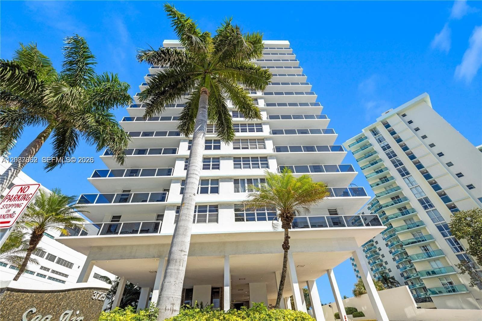SEA AIR TOWERS CONDO · #1606 in Hollywood - Photo 18