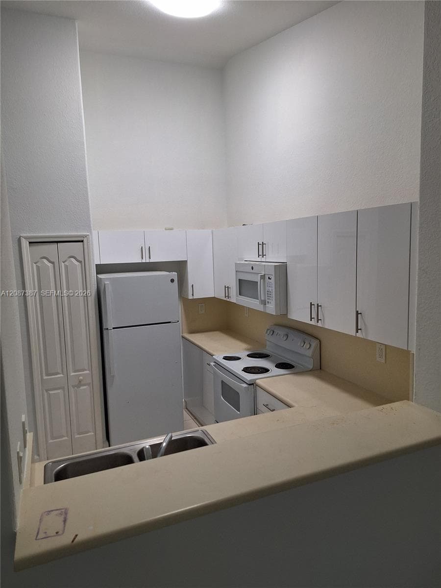 SHOMA CONDO AT KEYSCOVE C · #204 in Homestead - Photo 2