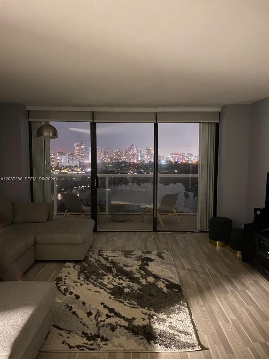 FLAMENCO TOWER · #1807 in Aventura - Photo 17