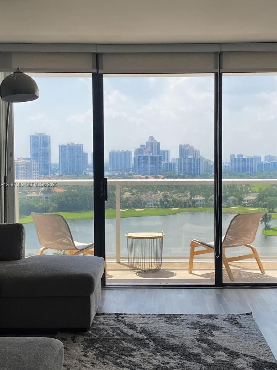 FLAMENCO TOWER · #1807 in Aventura - Photo 16