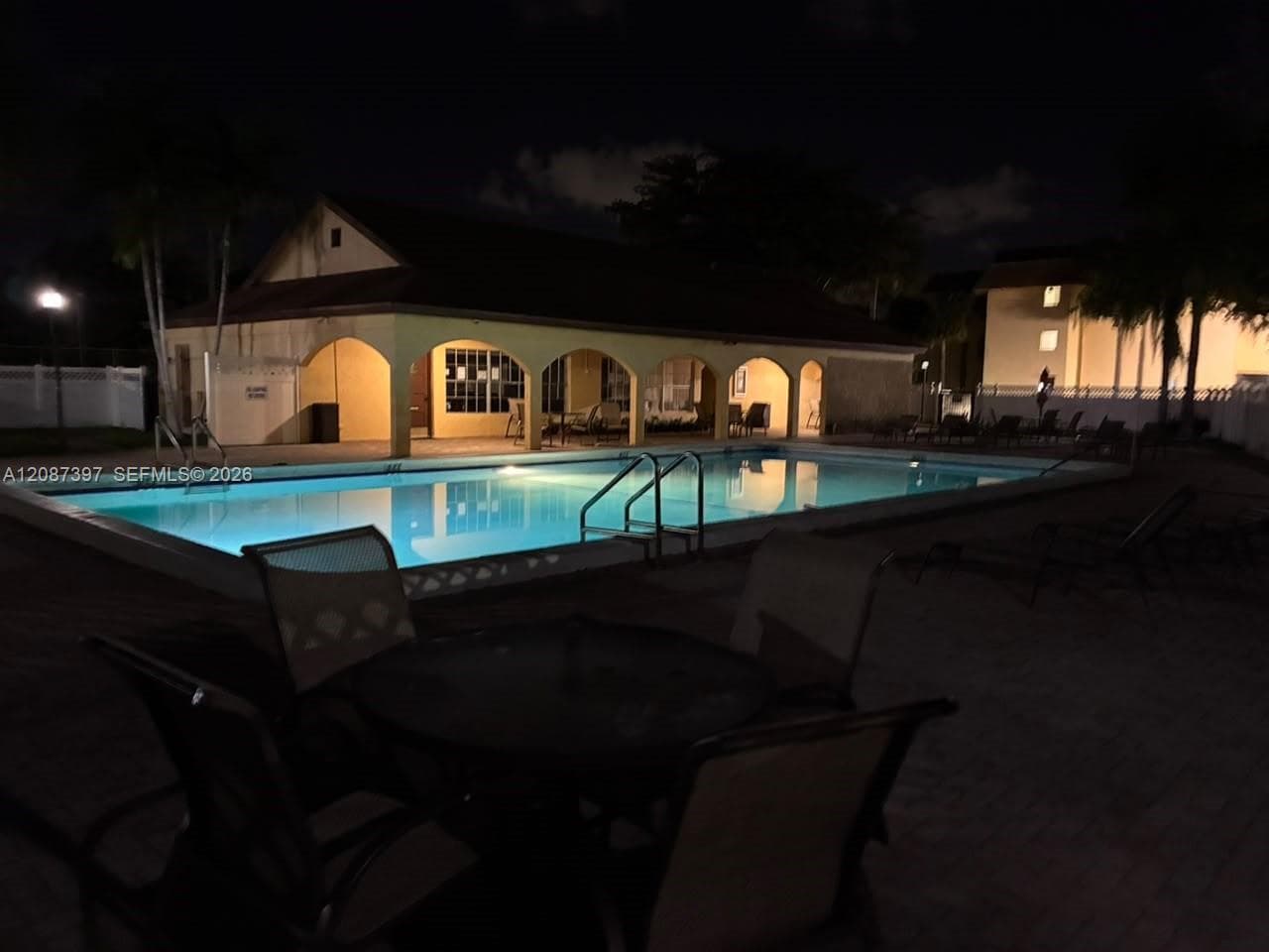 casa del rio · #307 in Boca Raton - Photo 11