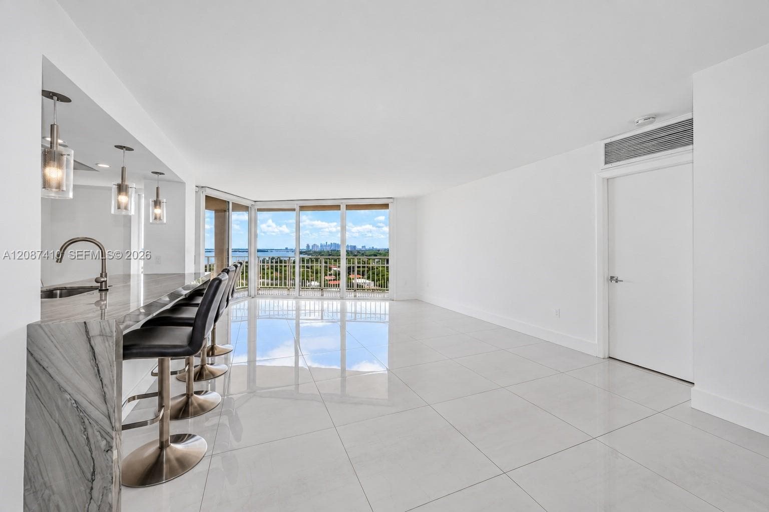 TOWERS OF QUAYSIDE CONDO · #1206 in Miami - Photo 13