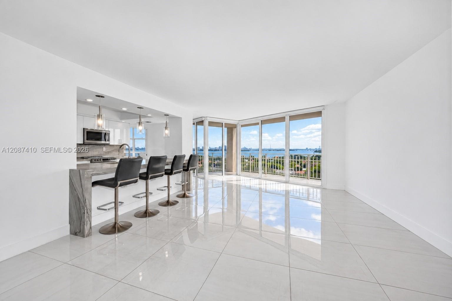 TOWERS OF QUAYSIDE CONDO · #1206 in Miami - Photo 10