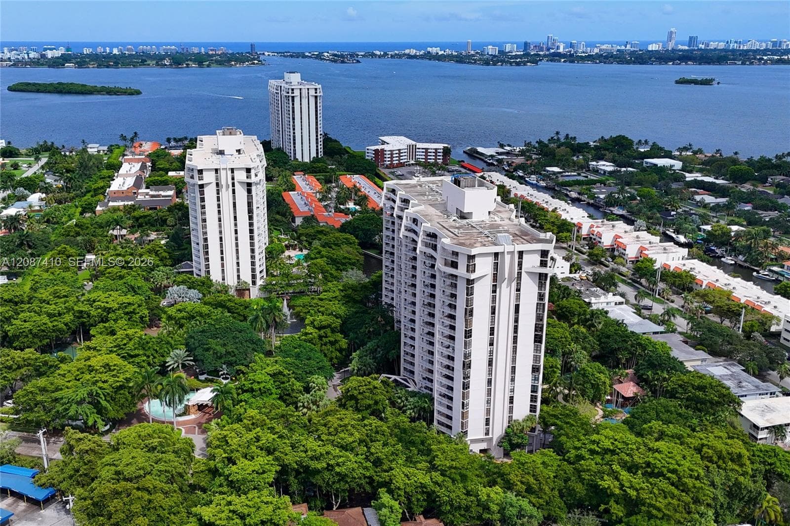 TOWERS OF QUAYSIDE CONDO · #1206 in Miami - Photo 60