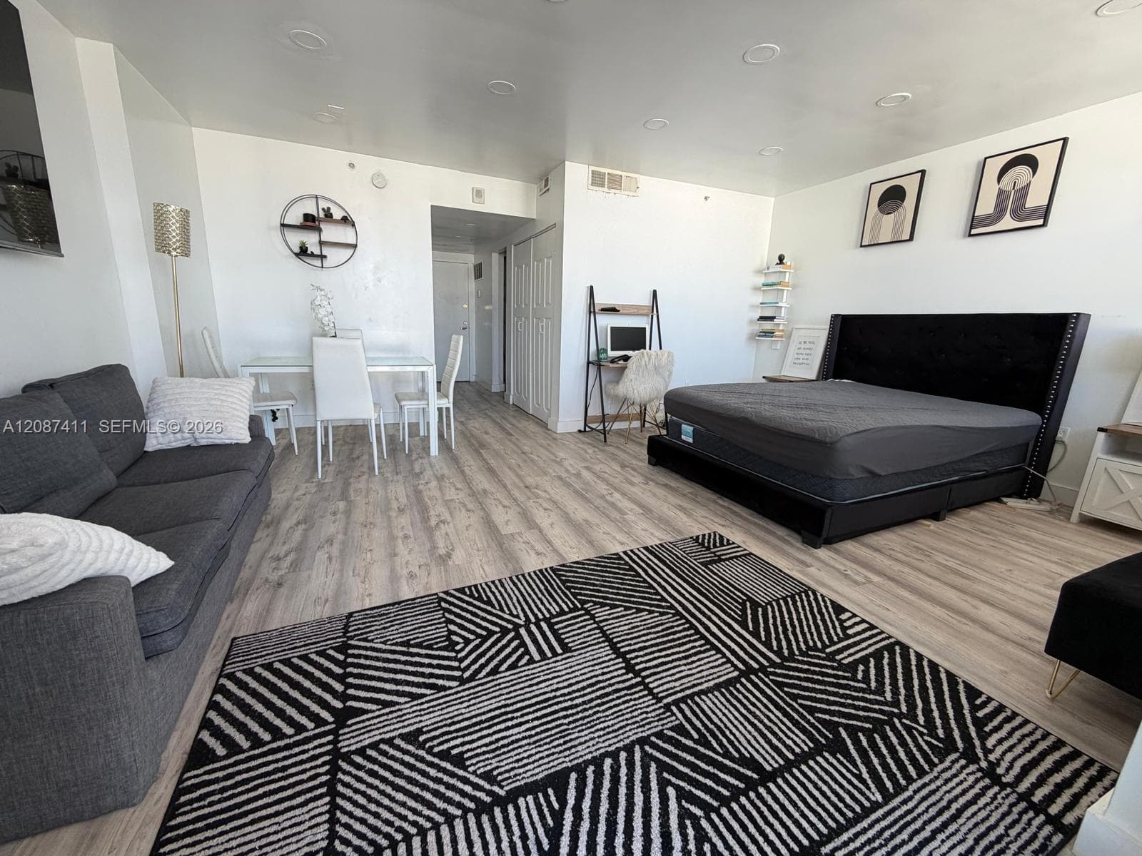 Clear View Towers Condo · #804 in Miami Beach - Photo 4