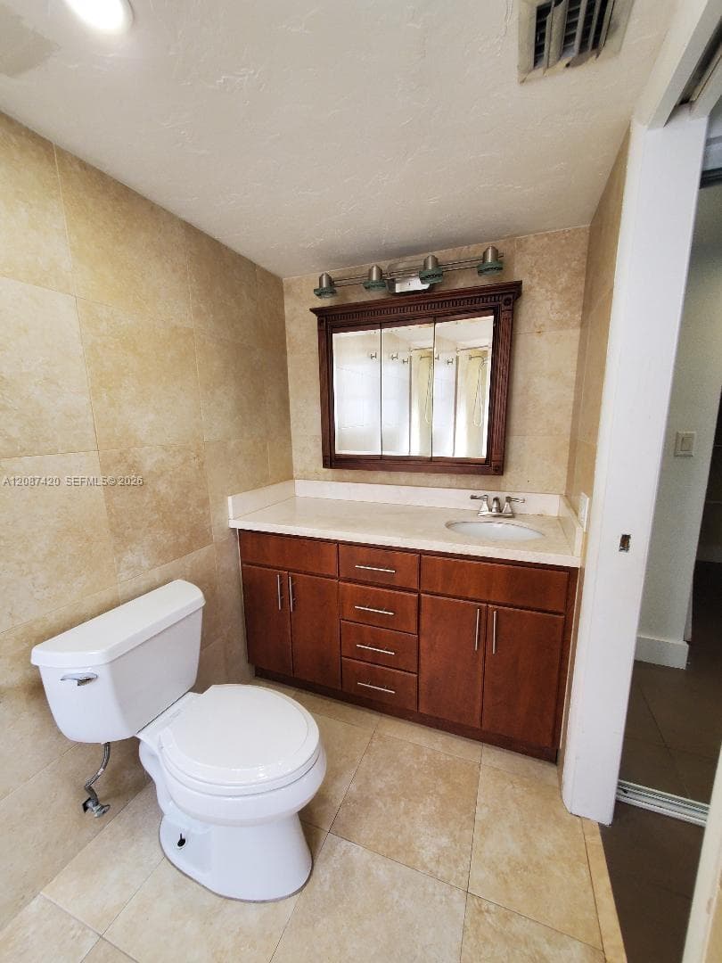 PARC PLAZA CONDO · #4A in Miami Beach - Photo 11
