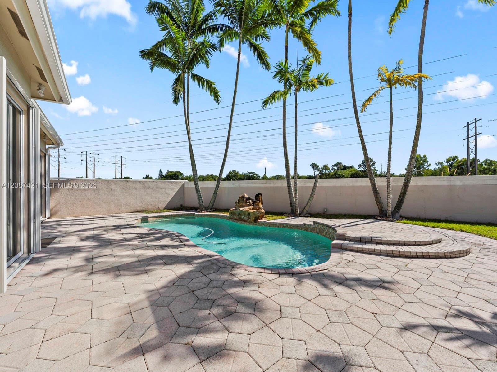 14683 SW 132nd Ave photo 17