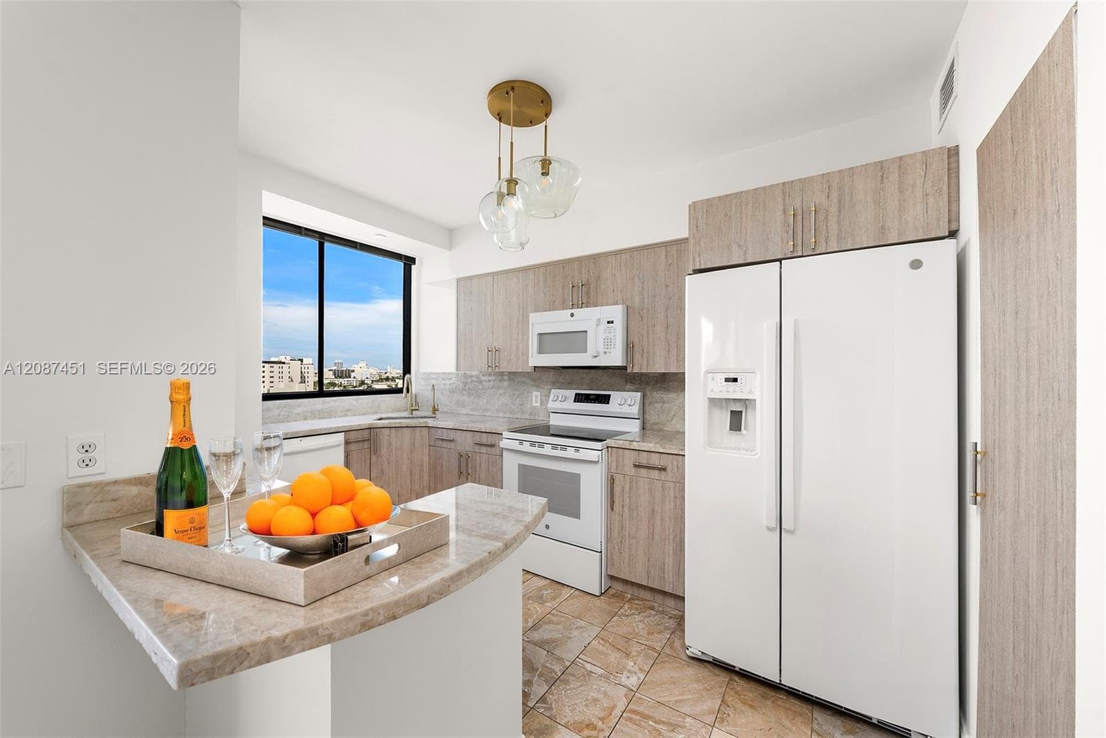THE WAVERLY AT SOUTH BEAC · #811 in Miami Beach - Photo 6