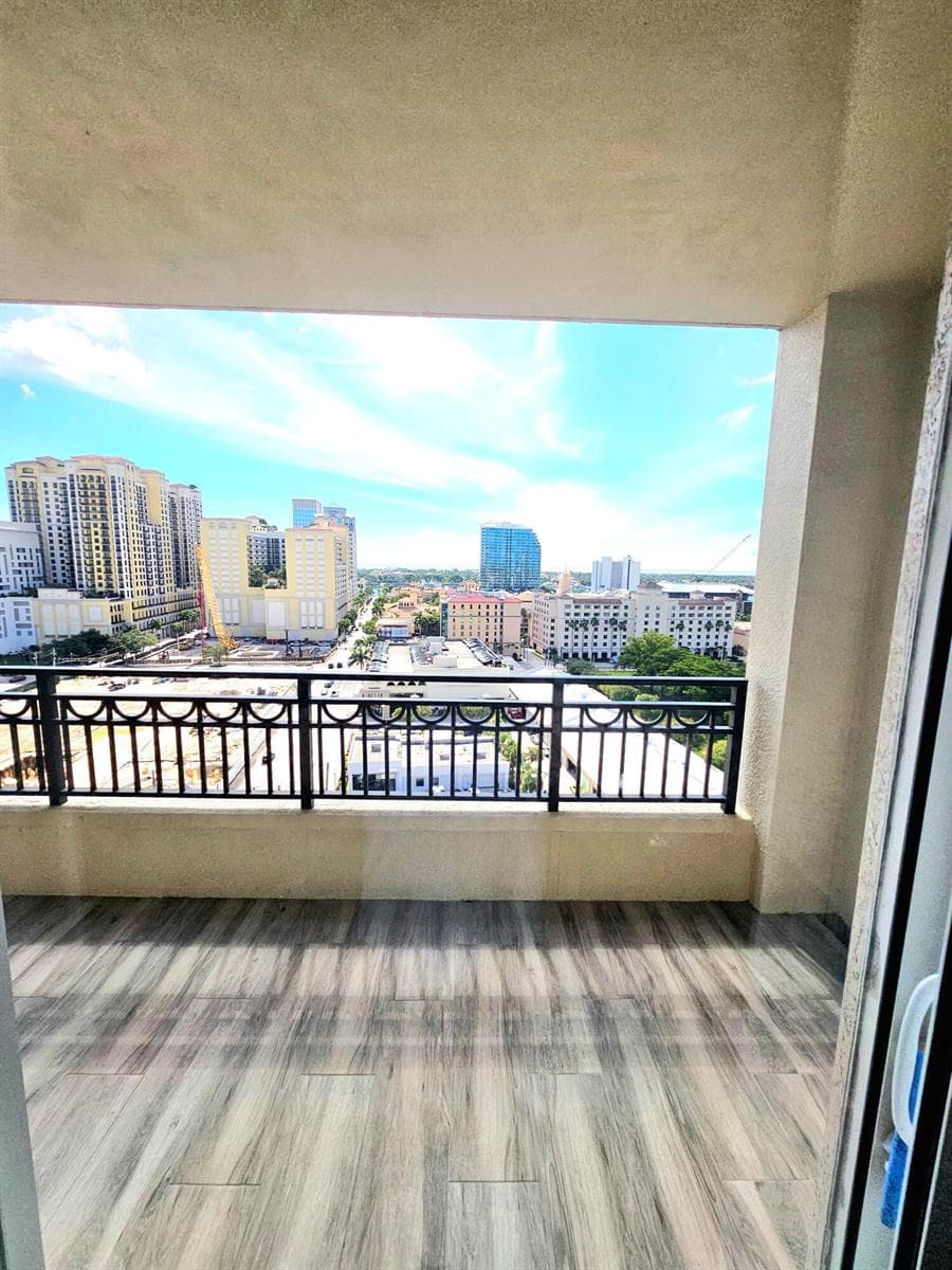 Balcony/View east