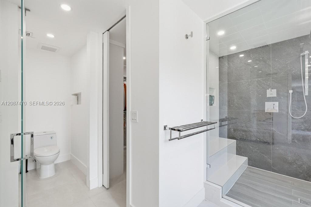 2225 Meridian Ave photo 44