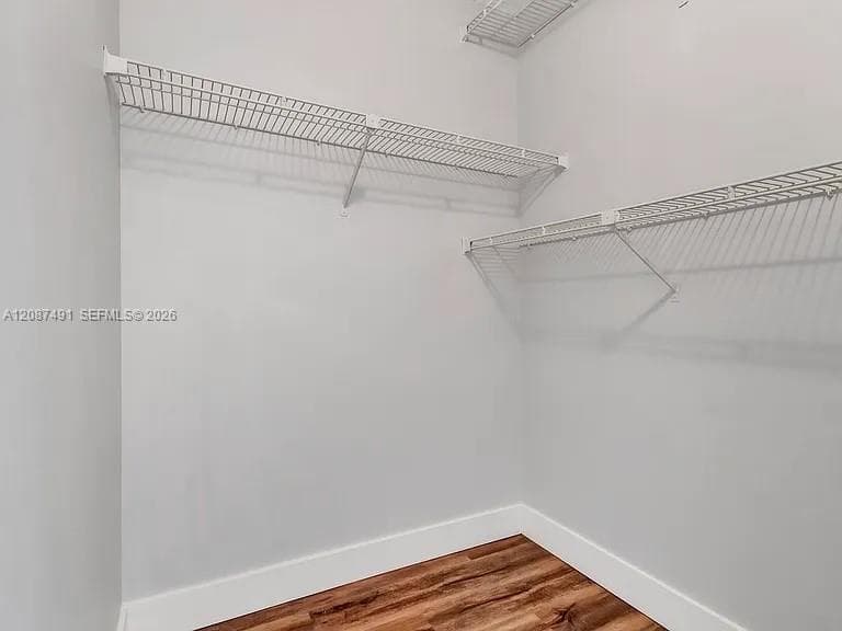 Clear Lake Club Condo · #28 in West Palm Beach - Photo 9