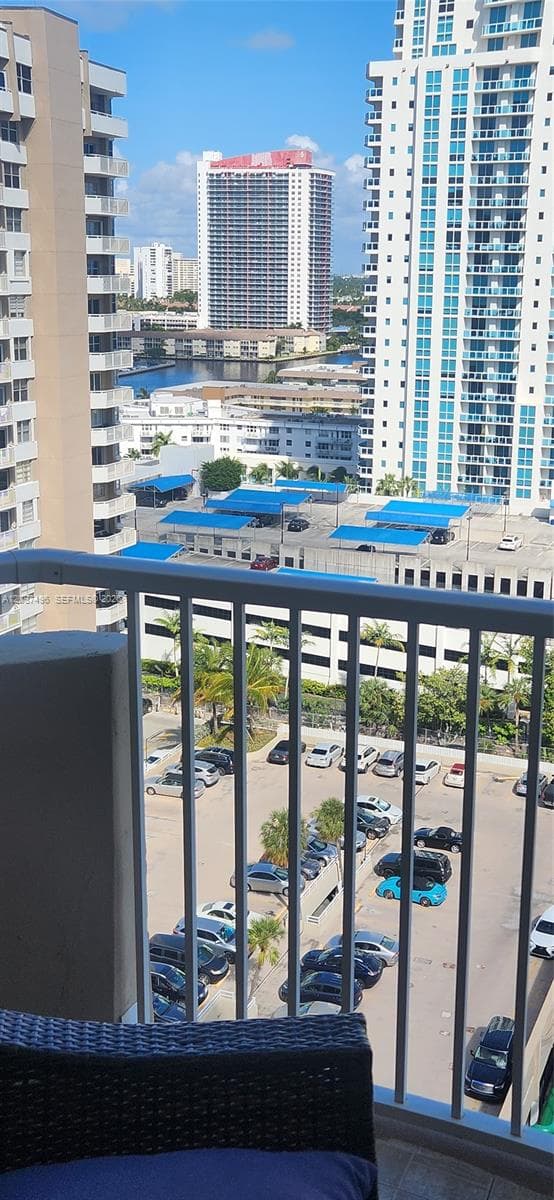 THE HEMISPHERES · #15M in Hallandale Beach - Photo 39