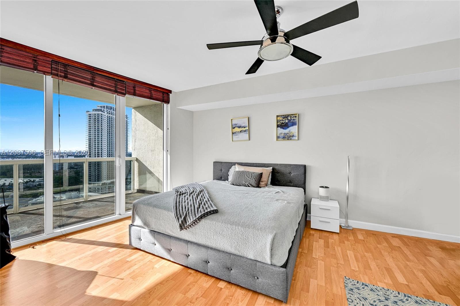 BEACH CLUB I · #2709 in Hallandale Beach - Photo 12