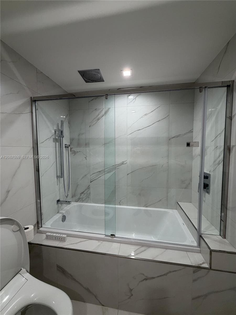 OASIS HALLANDALE WEST · #306 in Hallandale Beach - Photo 17
