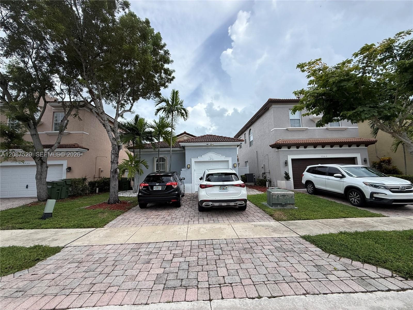 3961 NE 11th Dr #3961 photo 24
