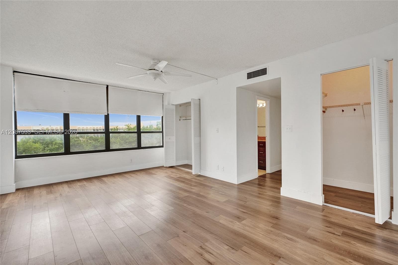 OLYMPUS CONDO PHASE · #311 in Hallandale Beach - Photo 16