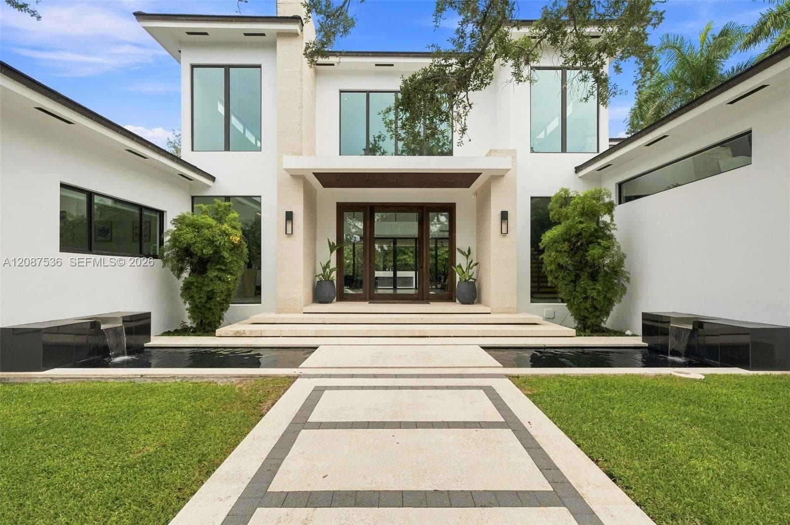 8920 SW 96th St photo 5