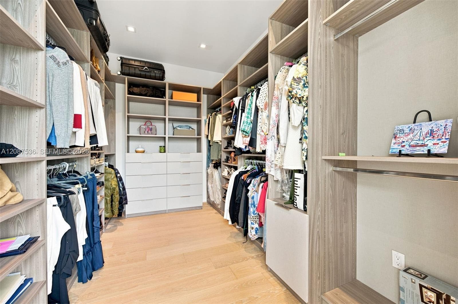 Hers walk-in closet
