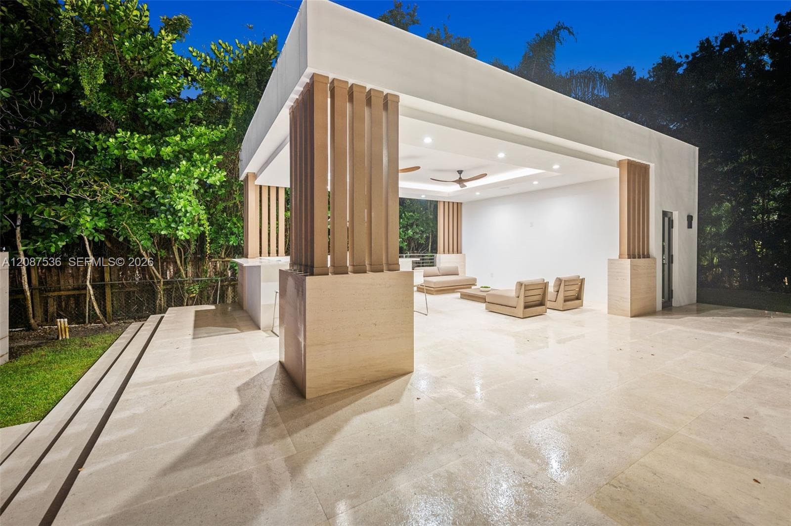 Cabana with bbq,ice maker, sink, beverage fridge.