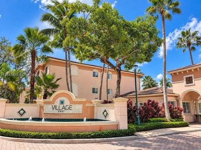 VILLAGE EAST CONDO · #320 in Fort Lauderdale - Photo 1