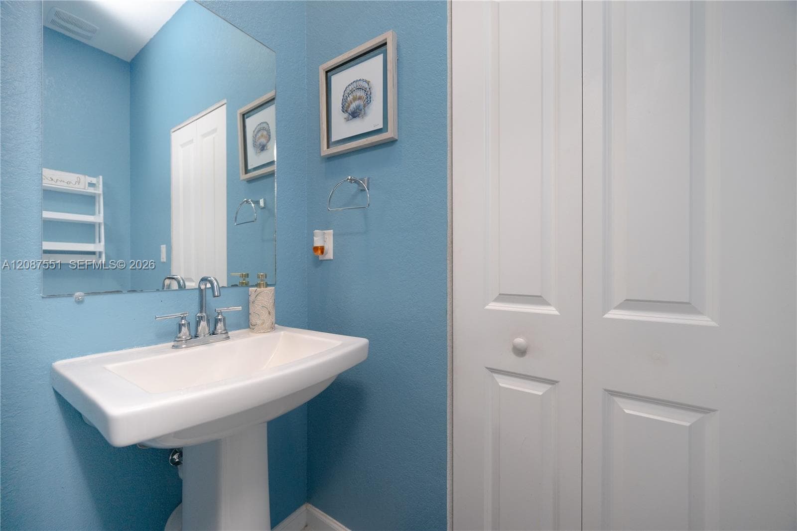 20828 NW 9 Path photo 25