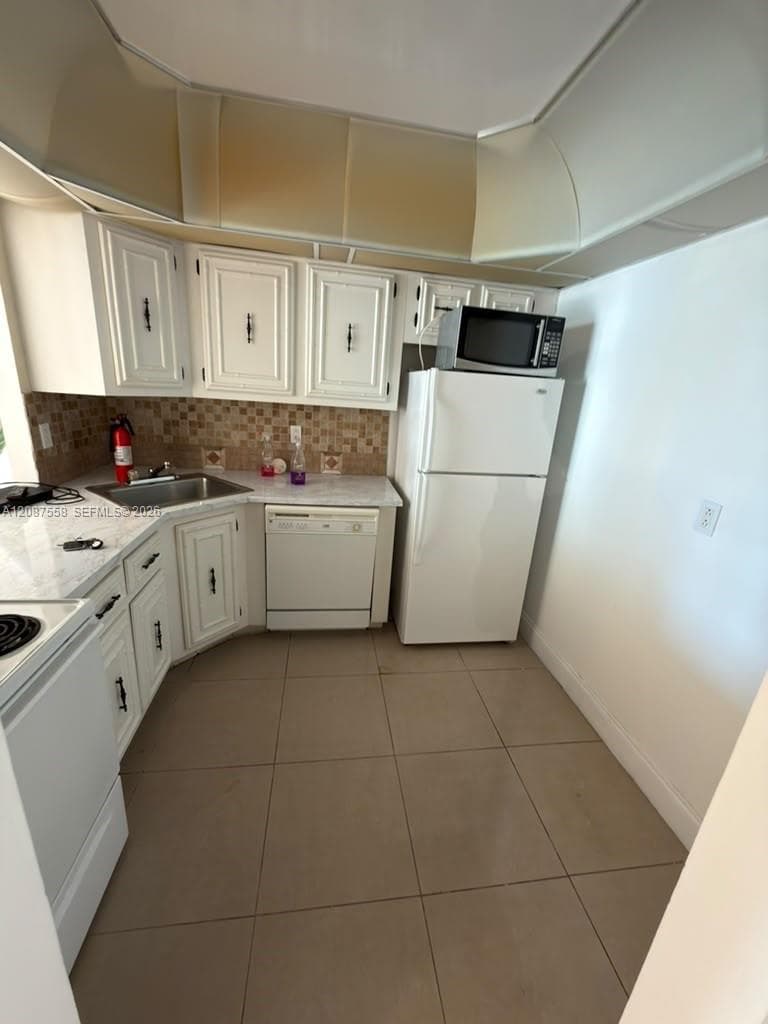 DESOTO PARK CONDO · #514 in Hallandale Beach - Photo 13