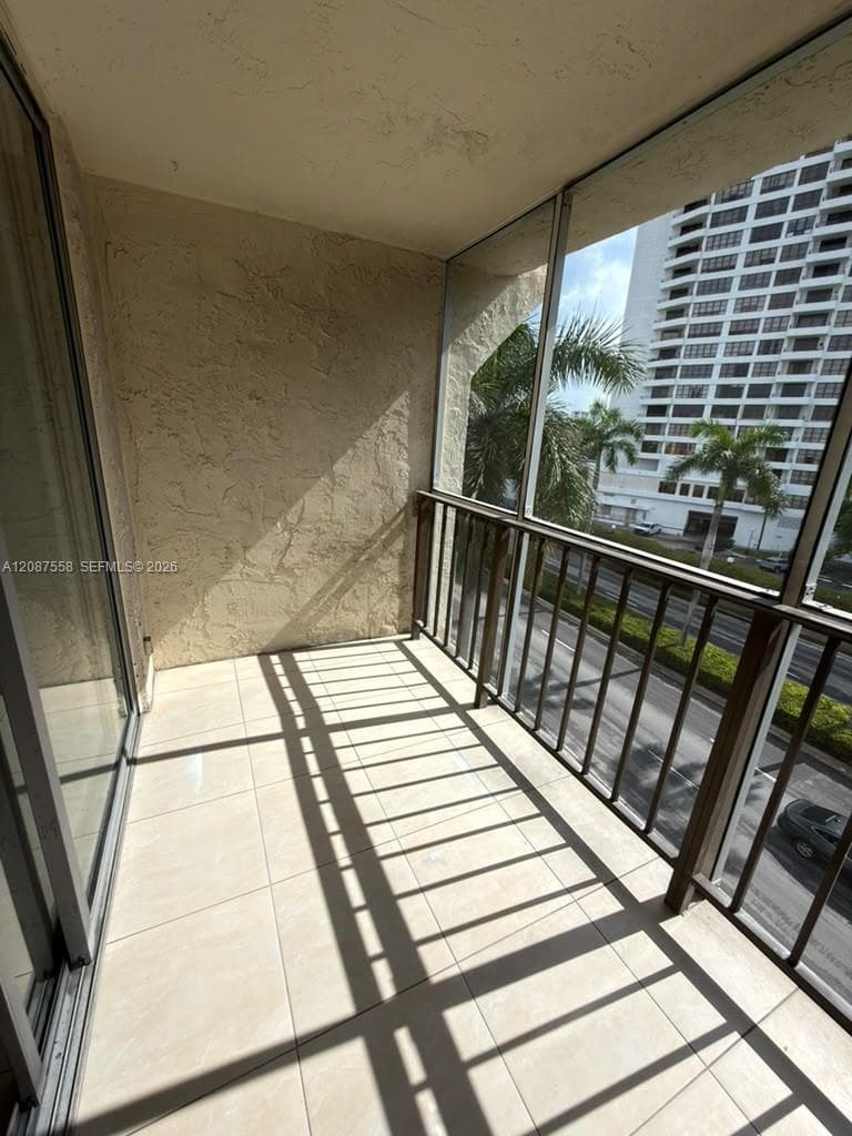 DESOTO PARK CONDO · #514 in Hallandale Beach - Photo 18