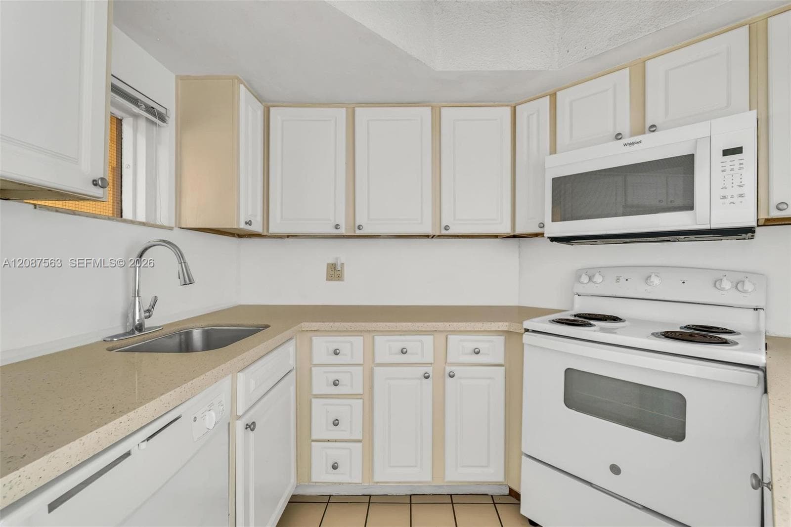 LAS VISTAS AT DORAL CONDO · #304 in Doral - Photo 10