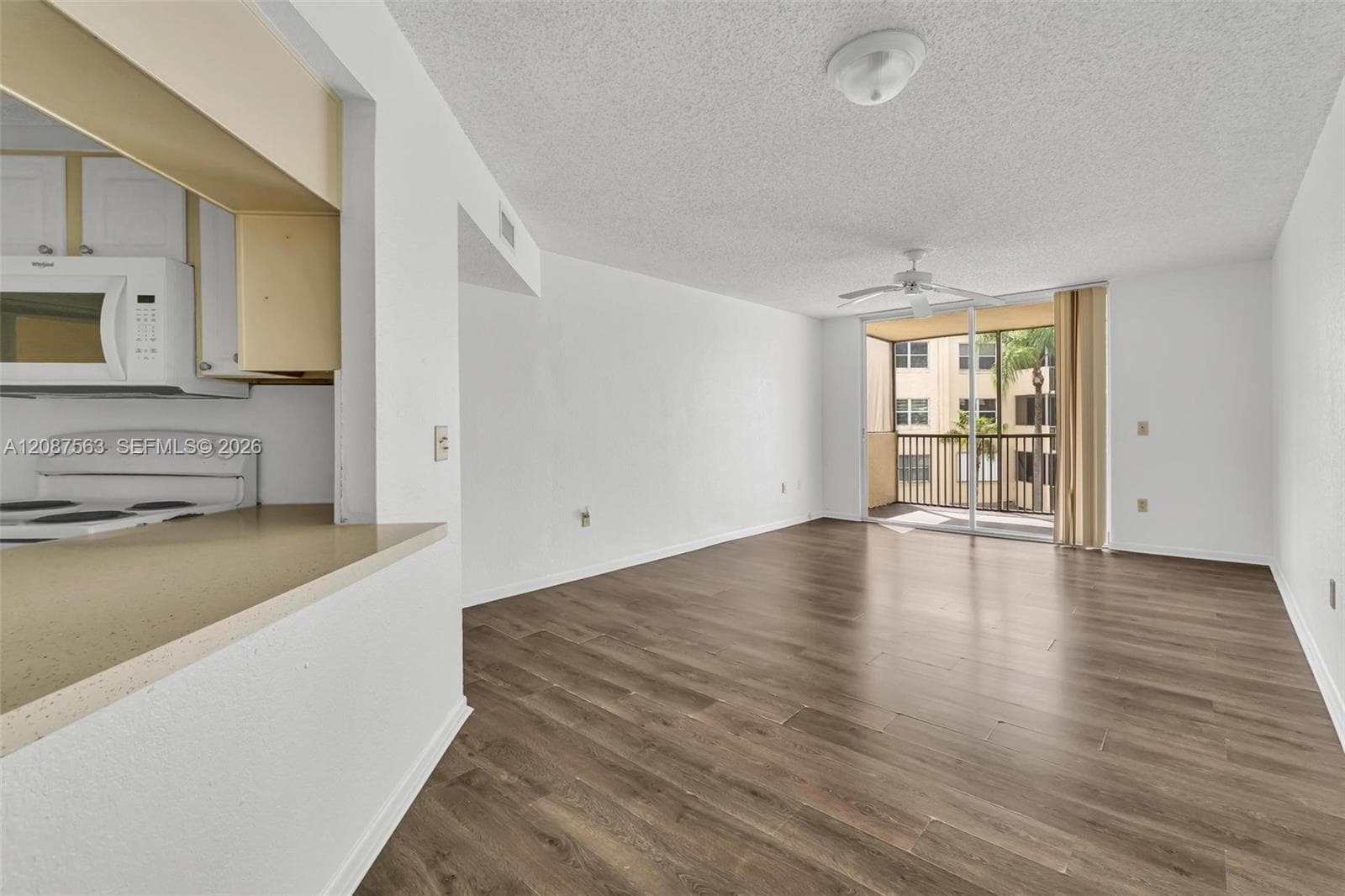 LAS VISTAS AT DORAL CONDO · #304 in Doral - Photo 14