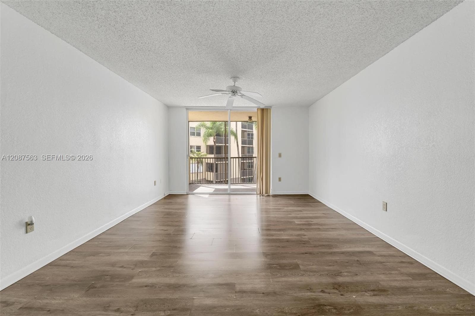 LAS VISTAS AT DORAL CONDO · #304 in Doral - Photo 15