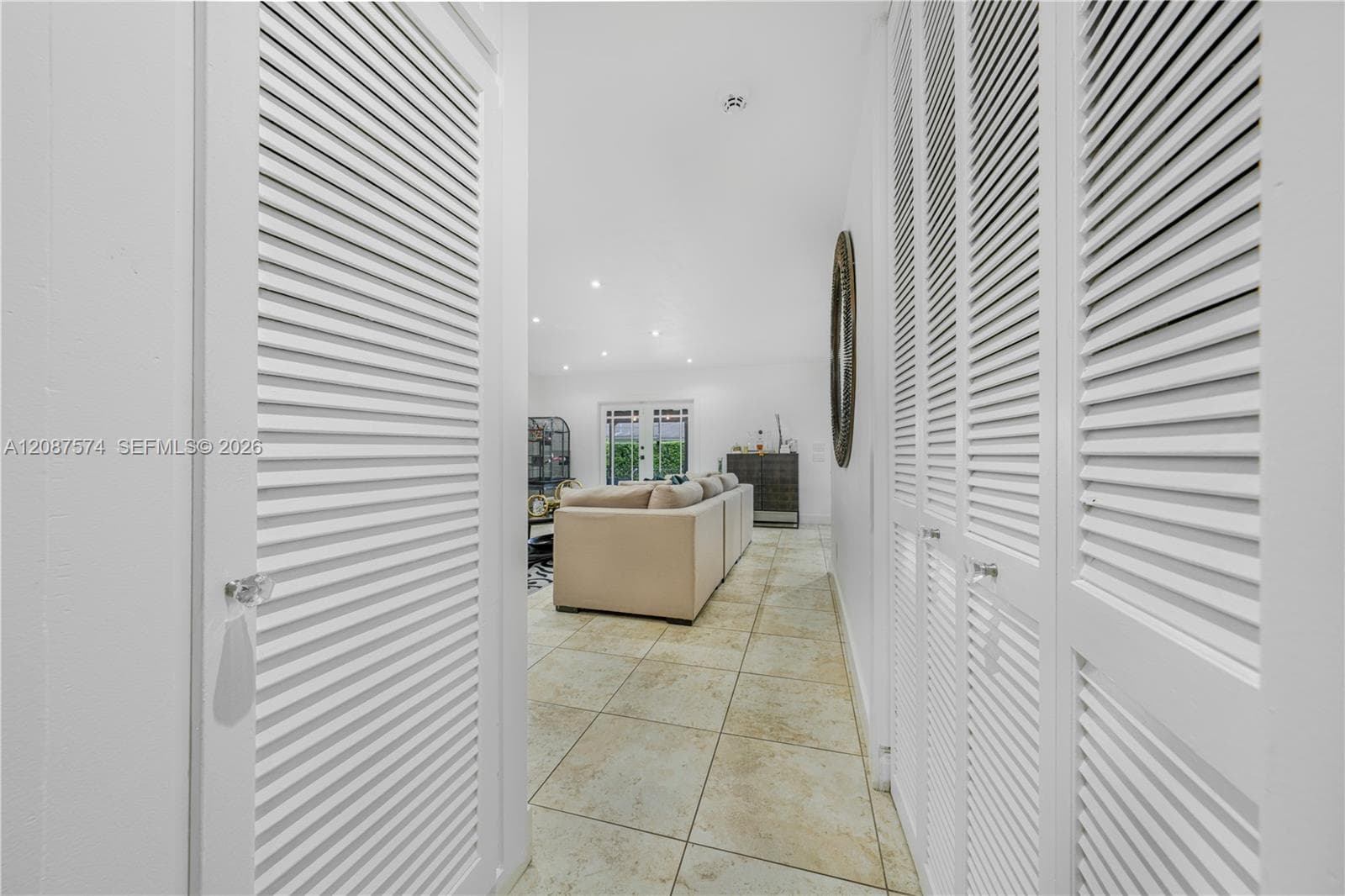 12311 SW 39th Ter photo 16