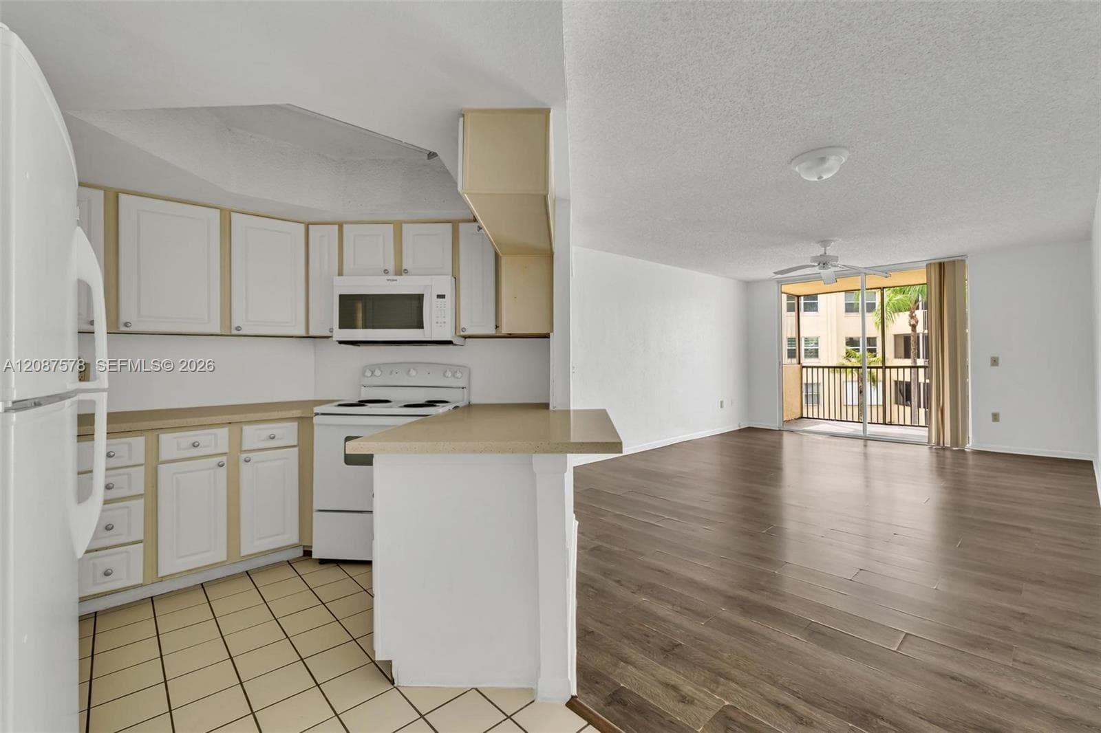 LAS VISTAS AT DORAL CONDO · #304 in Doral - Photo 8
