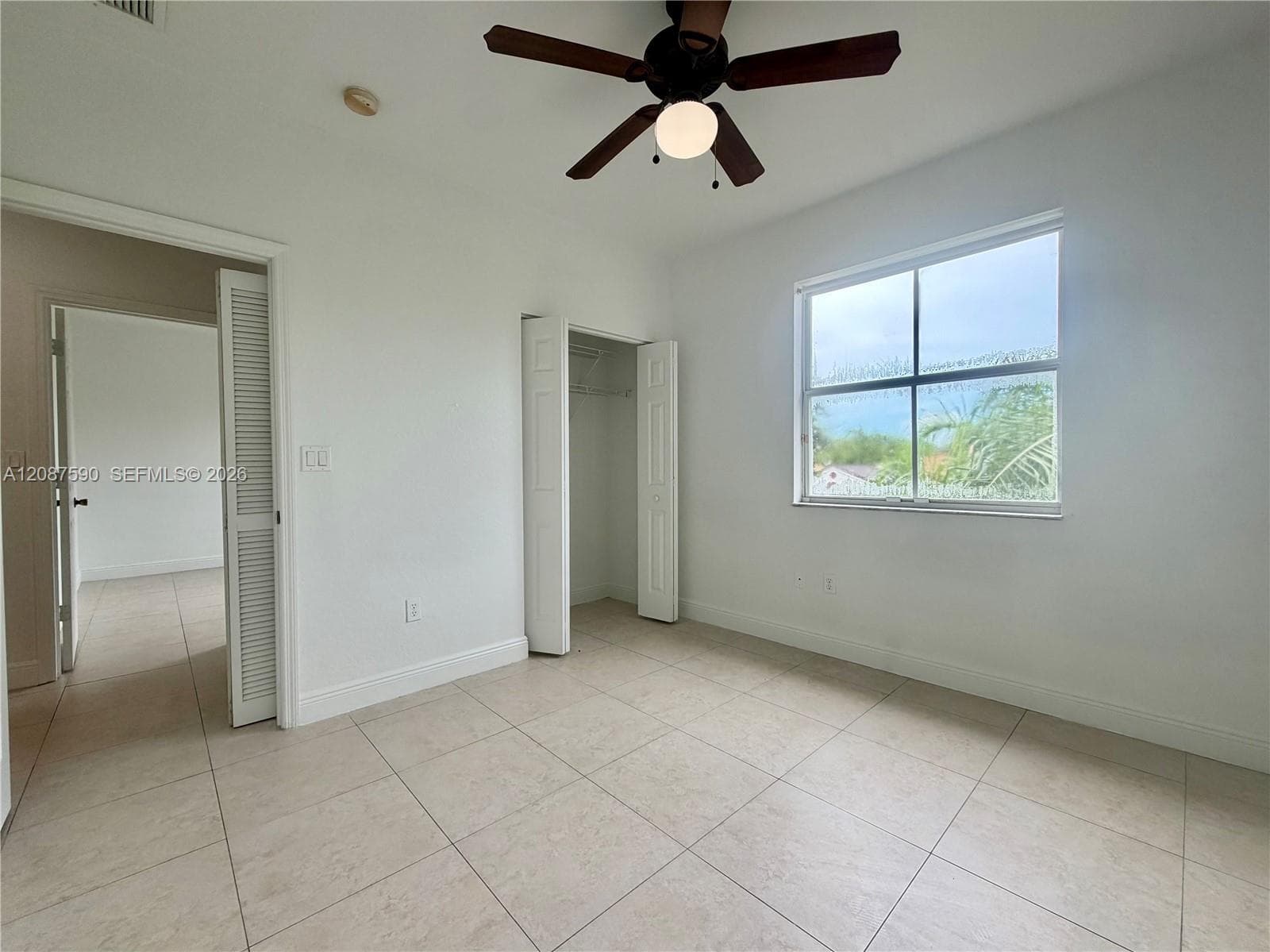 1548 SE 20th Ter photo 12