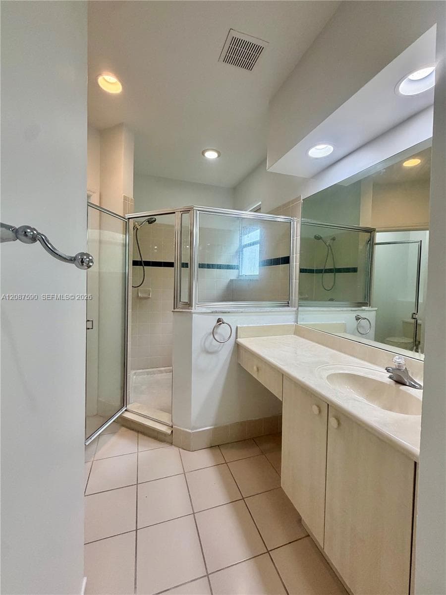 1548 SE 20th Ter photo 10