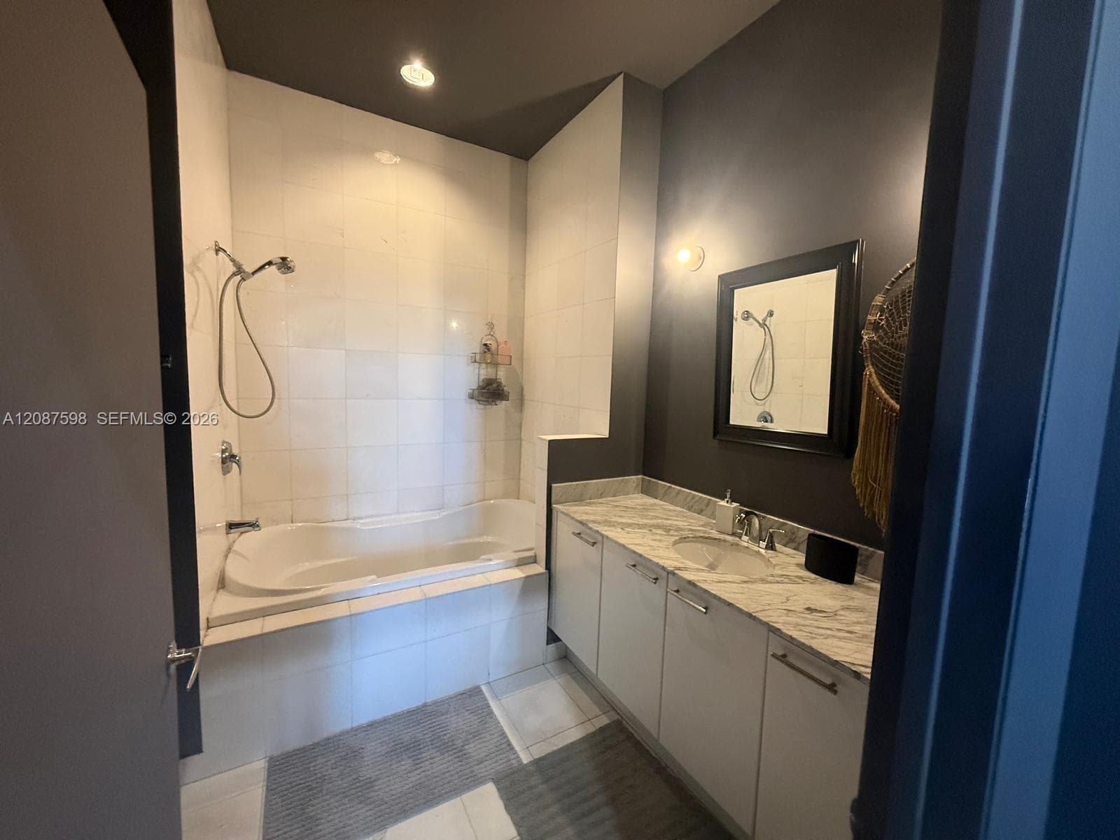 THE MERIDIAN CONDO · #428 in Miami Beach - Photo 5