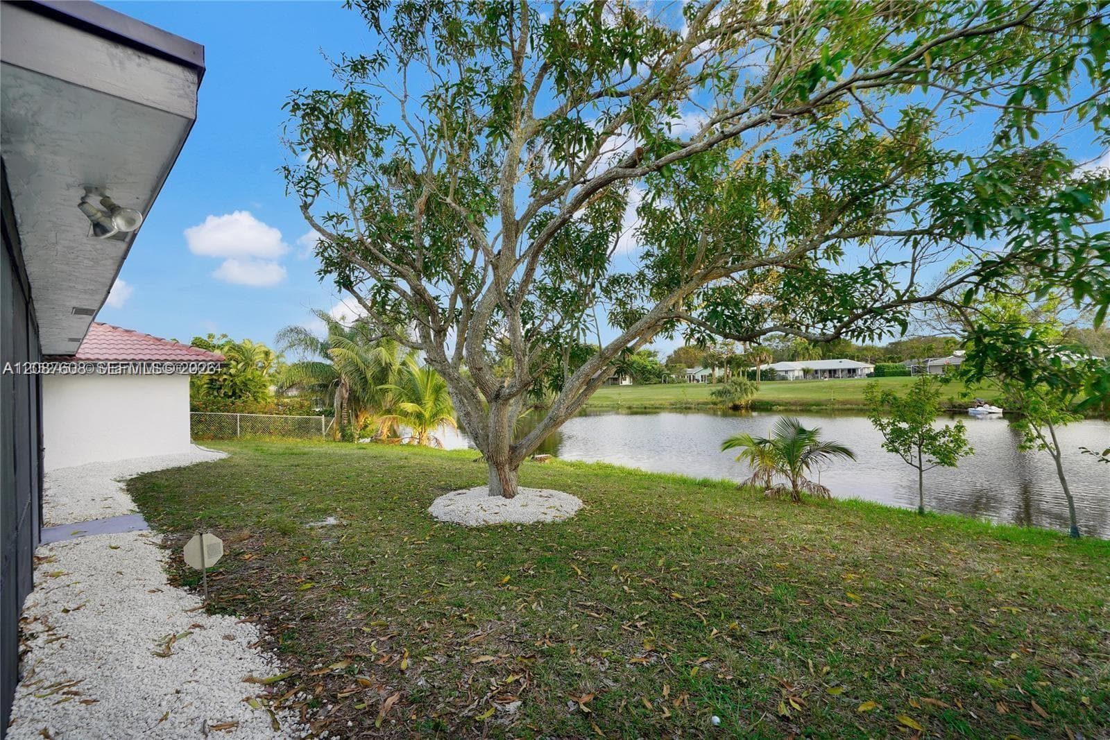 3352 Lakeview Blvd photo 23