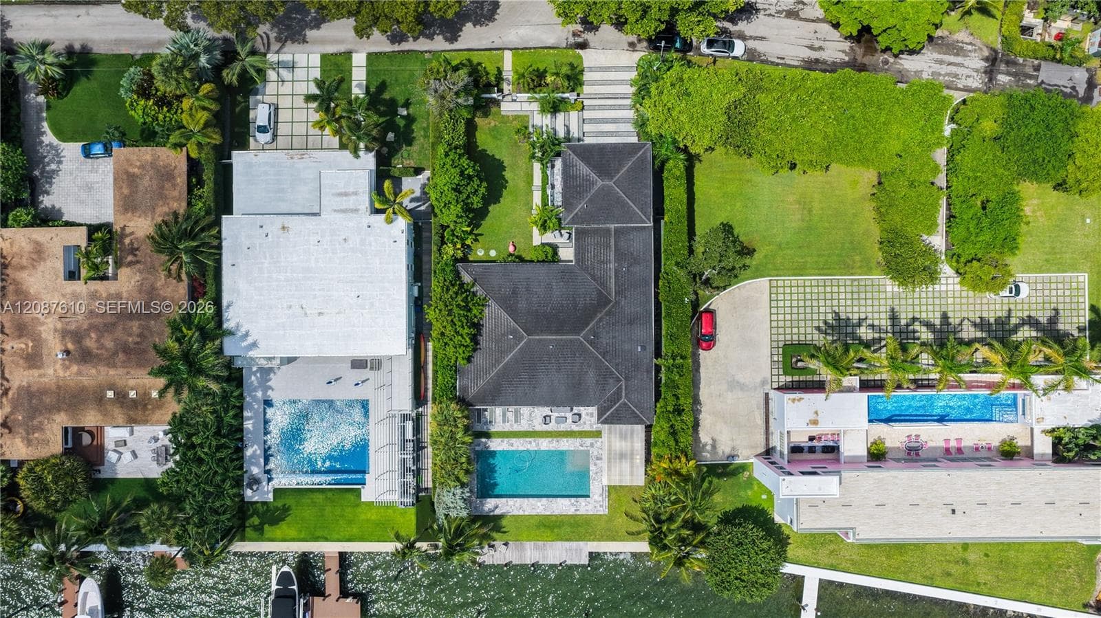 9301 N Bayshore Dr photo 88