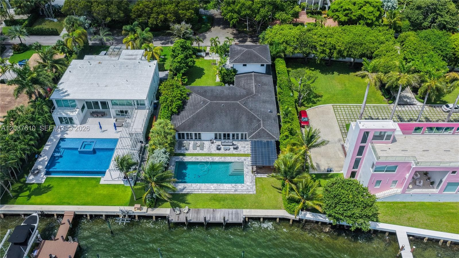 9301 N Bayshore Dr photo 89