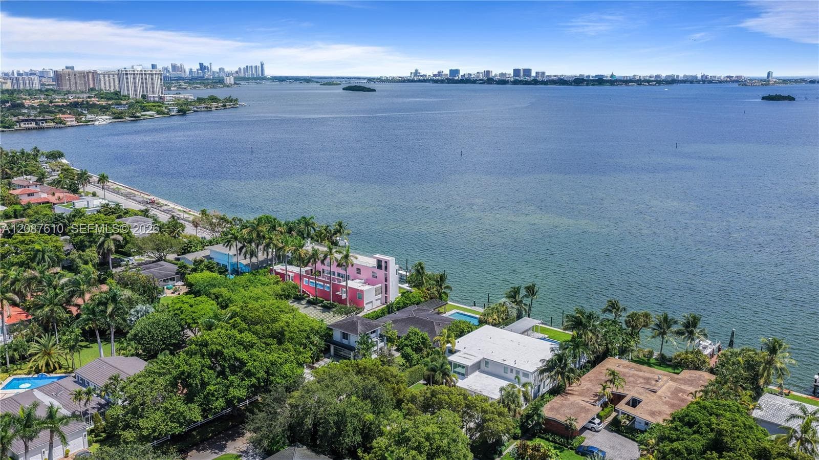 9301 N Bayshore Dr photo 102