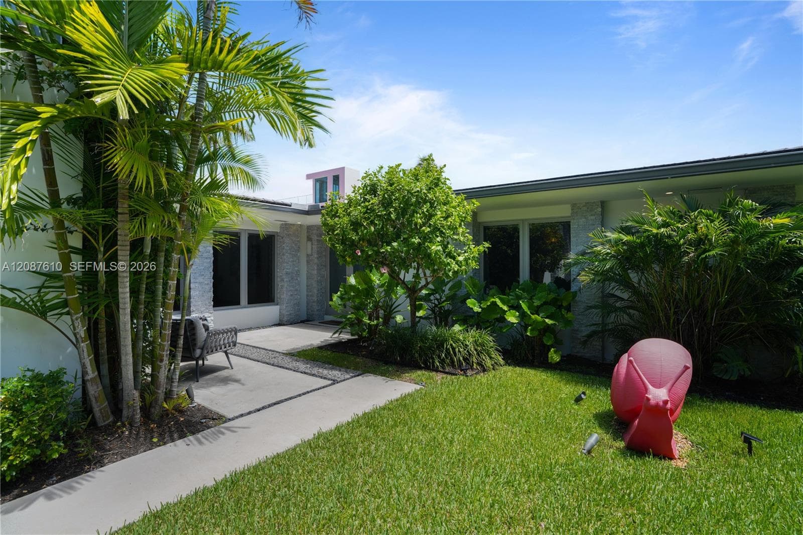 9301 N Bayshore Dr photo 48