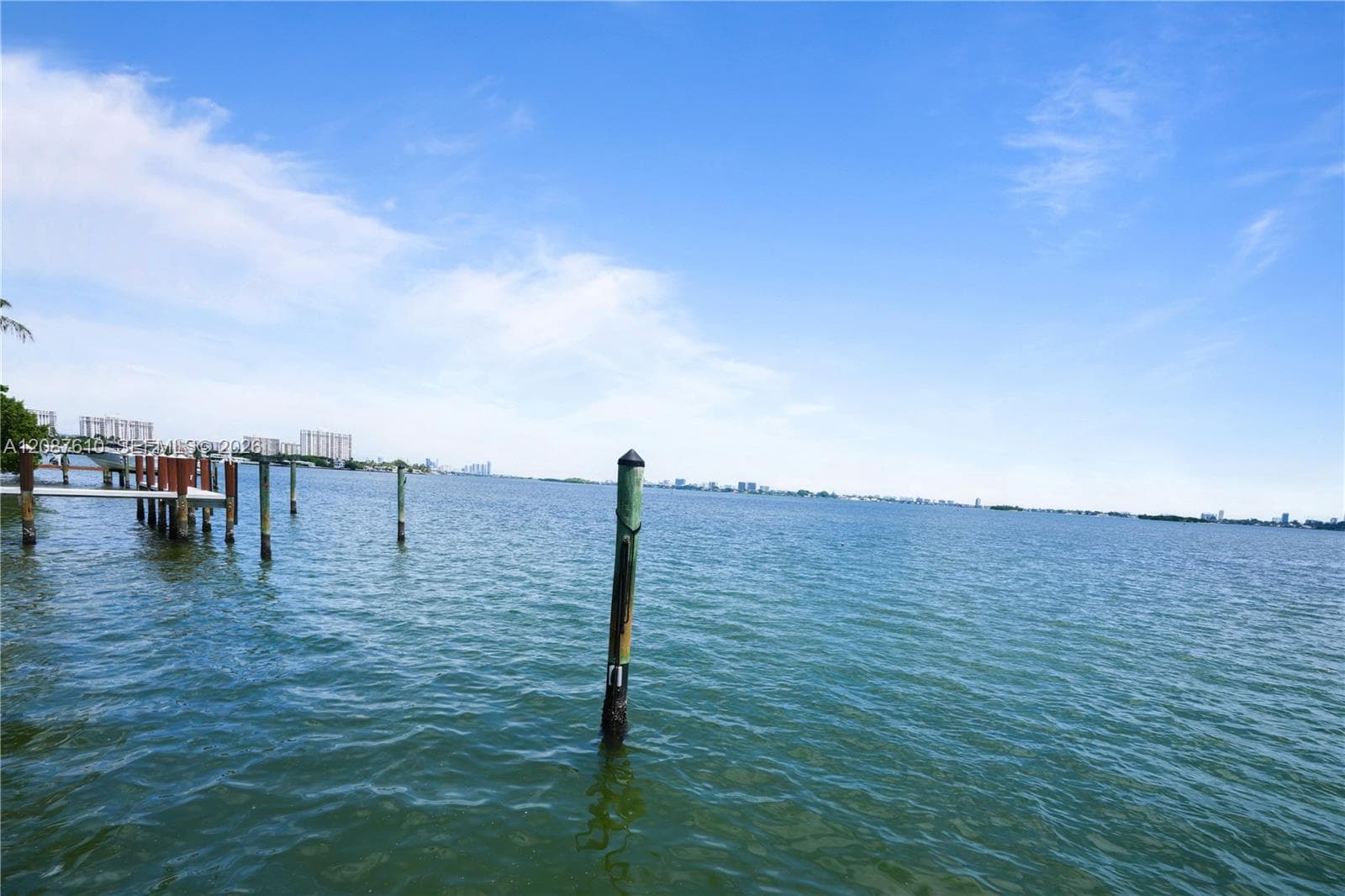 9301 N Bayshore Dr photo 35