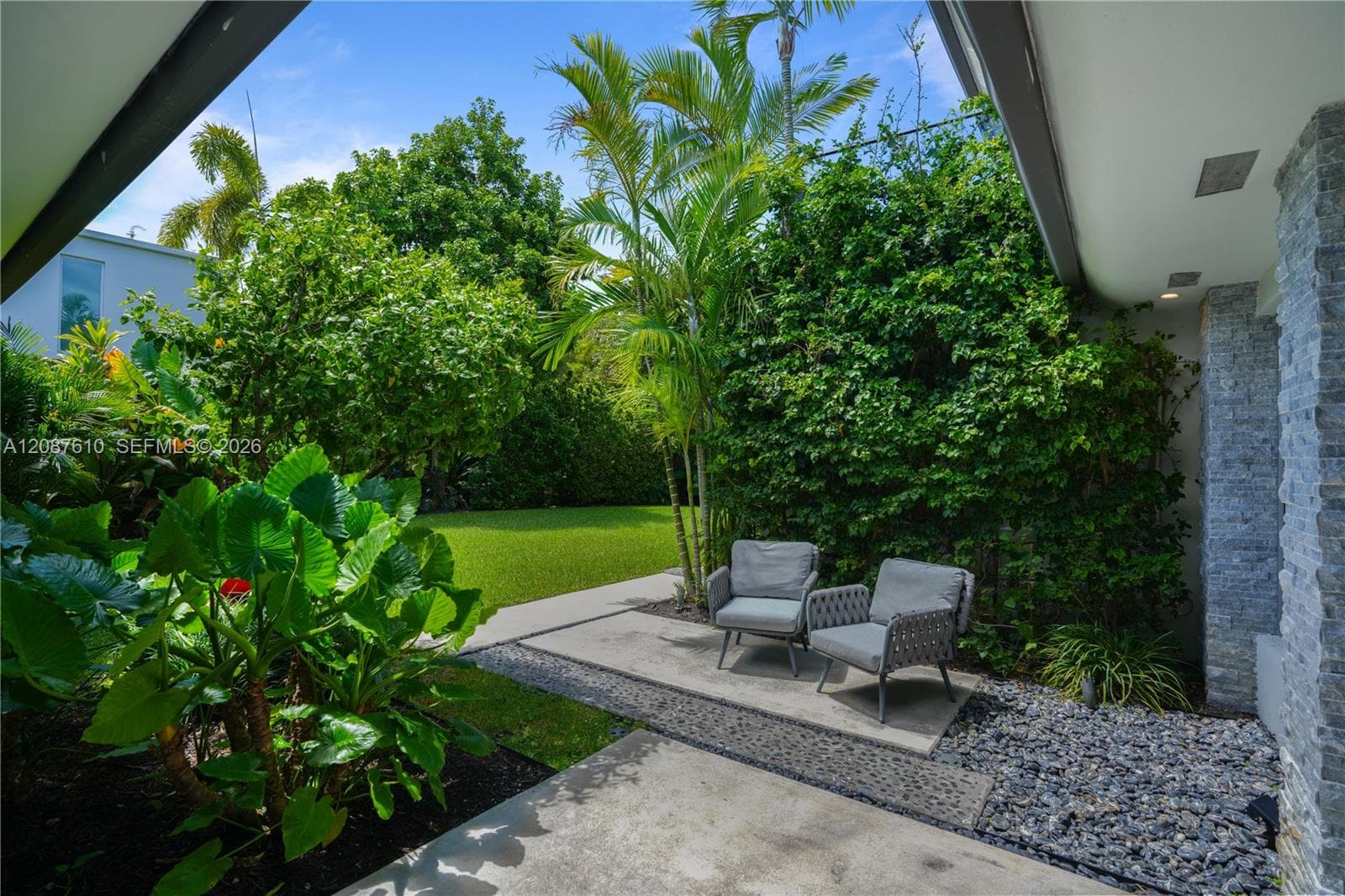 9301 N Bayshore Dr photo 39