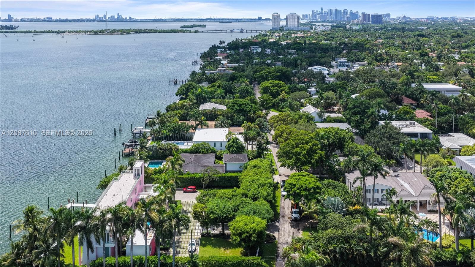 9301 N Bayshore Dr photo 85