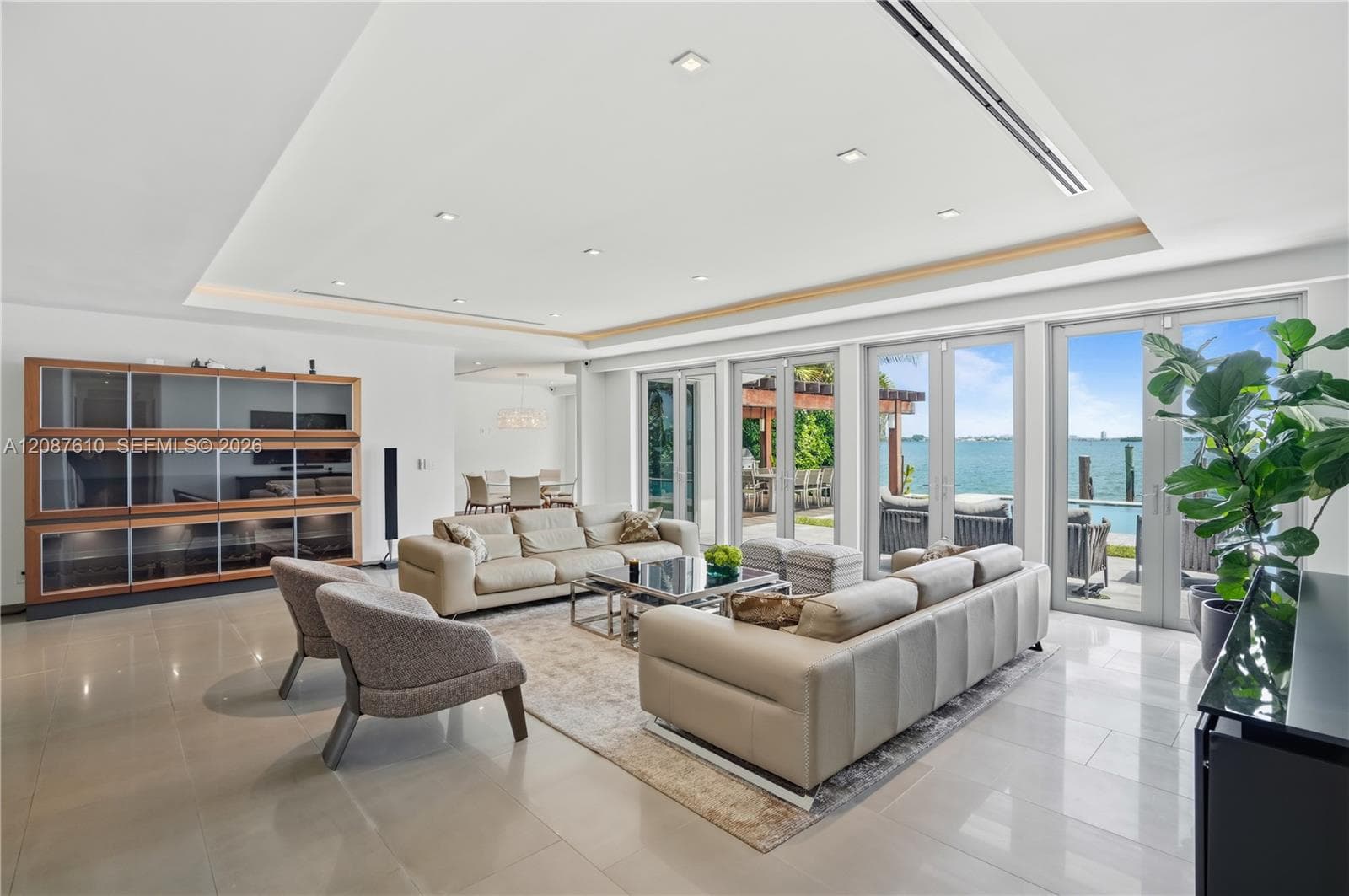 9301 N Bayshore Dr photo 8