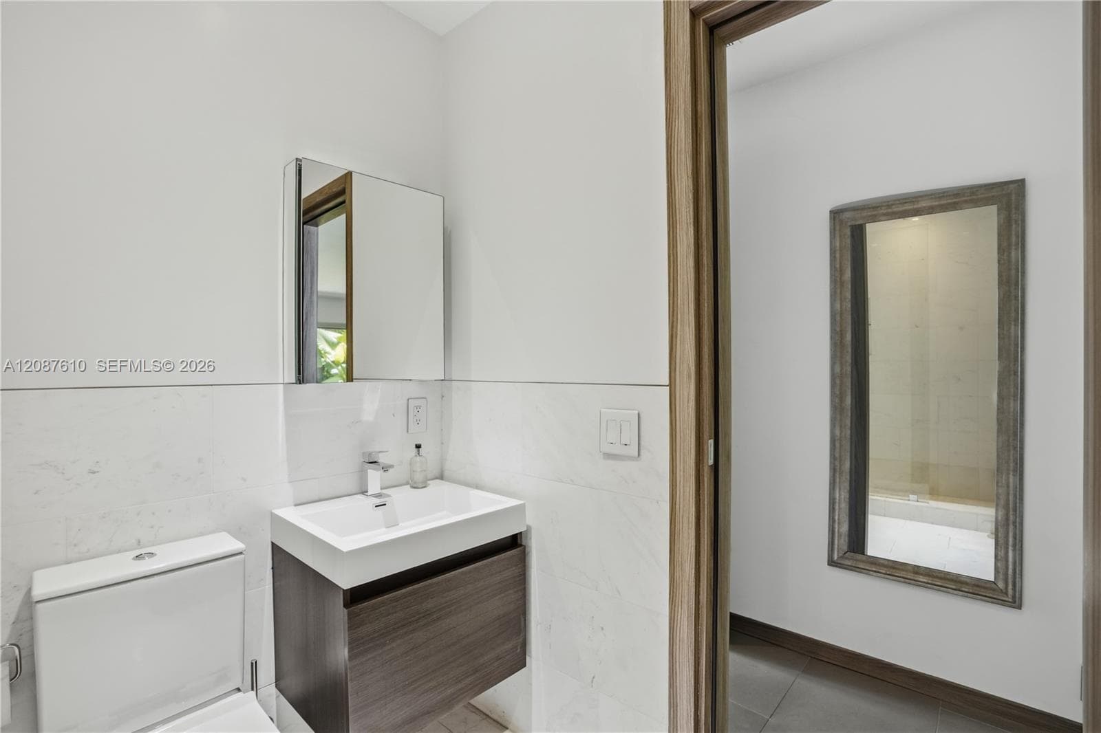 9301 N Bayshore Dr photo 21